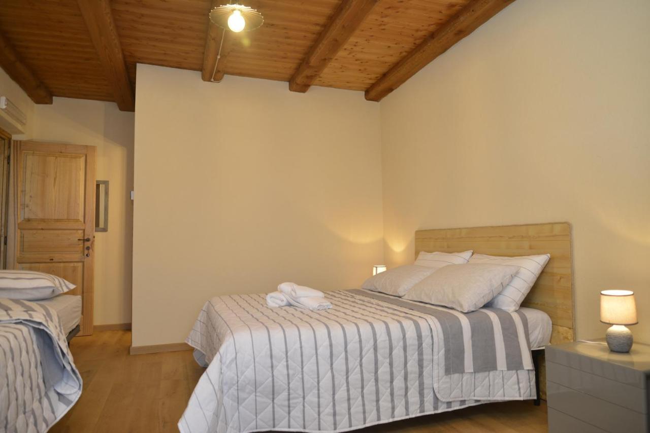Agriturismo Ai Pruesot Bagnolo Piemonte Kültér fotó