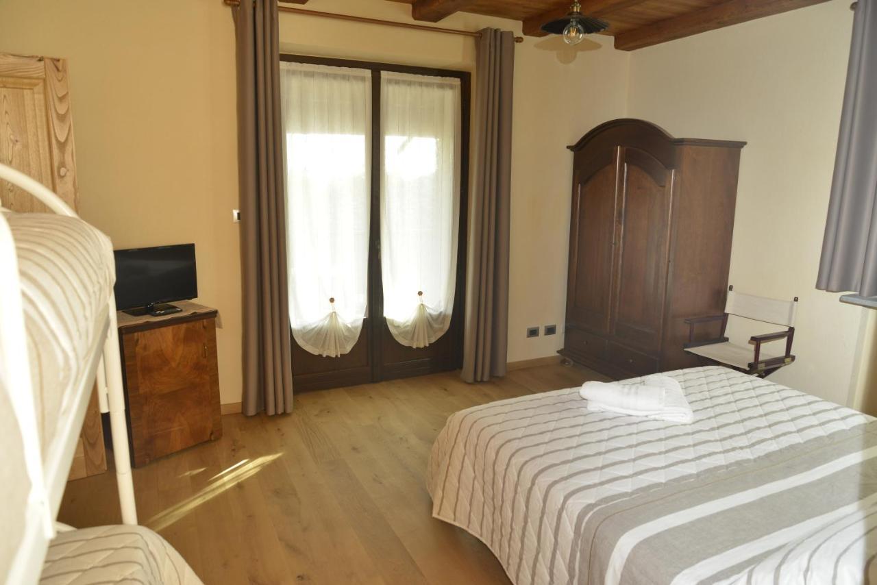 Agriturismo Ai Pruesot Bagnolo Piemonte Kültér fotó